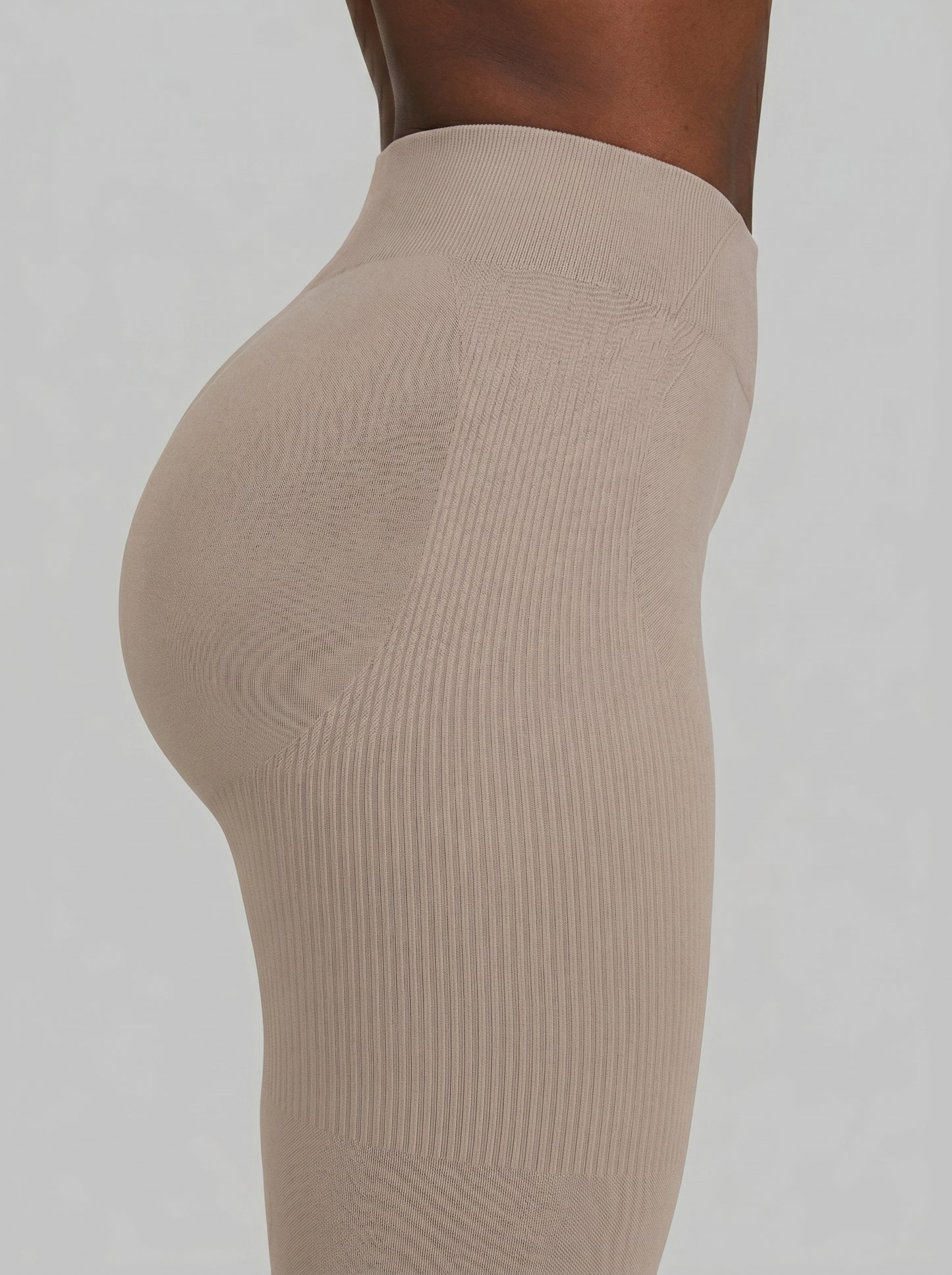 Leggings fruncidos moldeadores de talle medio